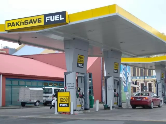 bp,英国皇家石油公司,在新西兰加油站的江湖地位相当于中石油.